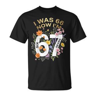 I Was 66 Now I’M 67 Years Old Floral Retro Vintage T-Shirt | Seseable UK