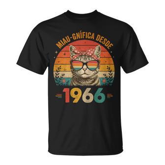 Cumpleaños 60 Añosintage 1966 Divertida Gata Retro Camiseta unisex - Regaloses