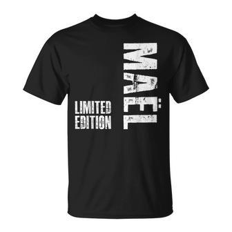 Mael Cadeau Humoristique Prénom Mael T-Shirt - Cadeauxyz