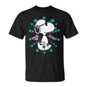 Motif De Fan De Bande Dessinée Rétrotarburst De Peanutsnoopy Cool T-Shirt - Cadeauxyz