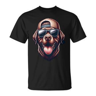 Perro De Laboratorio De Chocolate Labrador Conombras Y Tapa Hacia Atrás Camiseta unisex - Regaloses