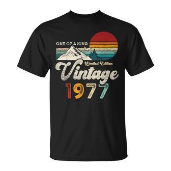 Vintage 1977 Montañas Águila Retro 49 Cumpleaños Camiseta unisex - Regaloses