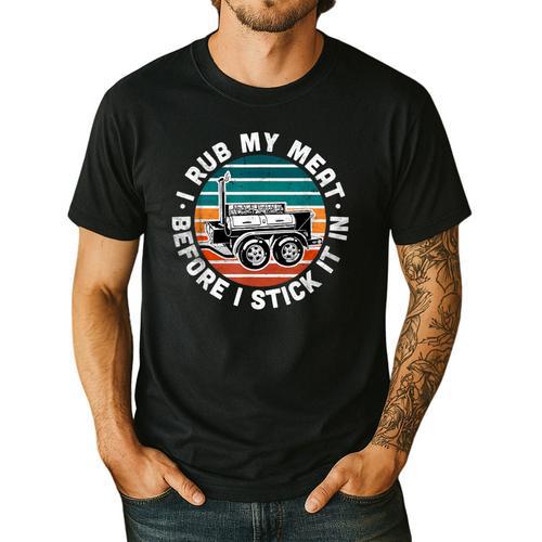 BBQ Dad Offset Smoker Pit Accessory I Rub My Meat Text Men's Casual T-Shirt - BBQ Dad Merch