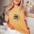 オンバック 8月59日 誕生日 男性 女性 1967年 テディベア レディースオーバーサイズコンフォートTシャツ Mustard