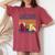 I Like Beer And Bass ギターと 3人 ベーシストギフト レディースオーバーサイズコンフォートTシャツ Crimson