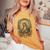 Ave Maria 聖母マリア 花柄 カトリック 祈りの肖像画 レディースオーバーサイズコンフォートTシャツ Mustard