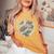 蓮の花 浮世絵 日本風アート レディースオーバーサイズコンフォートTシャツ Mustard 蓮の花 浮世絵 日本風アート レディースオーバーサイズコンフォートTシャツ Mustard