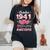 85歳 1941年10月 花柄 85歳 誕生日 男性 女性 レディースオーバーサイズコンフォートTシャツ 黒 85歳 1941年10月 花柄 85歳 誕生日 男性 女性 レディースオーバーサイズコンフォートTシャツ 黒