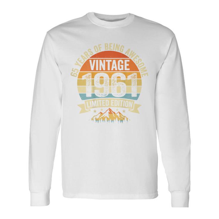 En La Parte Traseraintage 65 Cumpleaños Decoraciones Hombres 65 Años 1961 65 Camiseta de manga larga