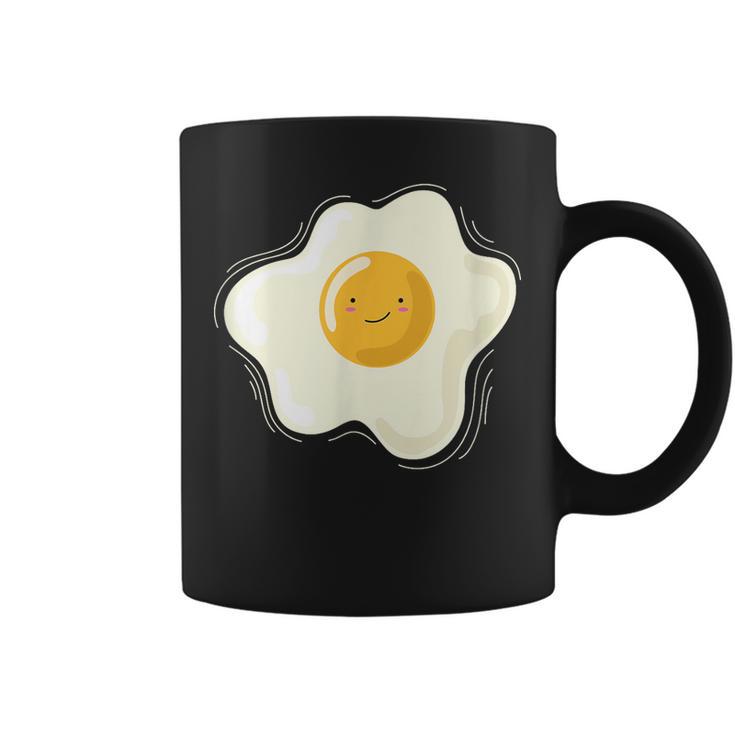 Cocinar Y Cocinar Huevos Fritos Es Feliz Taza de café