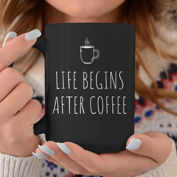 Life Begins After Coffeeコーヒーの後に人生が始まる 遅起き族はナマケモノが好き コーヒー コーヒーマグ 面白い贈り物