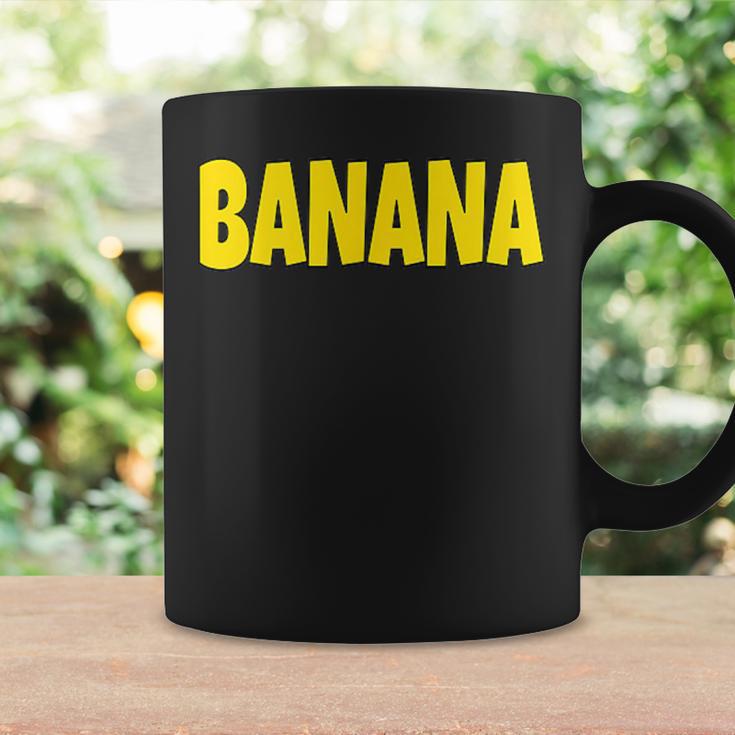 Banana The Word Banana On A コスチューム コーヒーマグ ギフトのアイデア