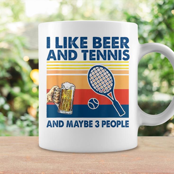 I Like Beer And Tennis Maybe 3 People ビンテージ コーヒーマグ ギフトのアイデア
