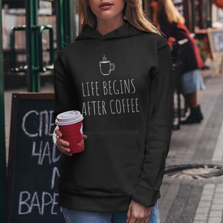 Life Begins After Coffeeコーヒーの後に人生が始まる 遅起き族はナマケモノが好き コーヒー レディースパーカー 面白い贈り物