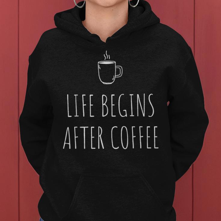 Life Begins After Coffeeコーヒーの後に人生が始まる 遅起き族はナマケモノが好き コーヒー レディースパーカー