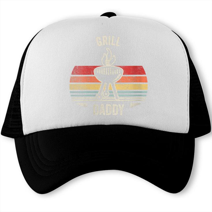 Women's Grill Daddy BBQ Dad Retro Vintage Grilling Graphic Trucker Cap
