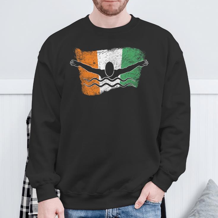 Cool Ireland Flag Vintage Irish Flag Swimmer Fly Swimming Sweatshirt Gifts for Old Men