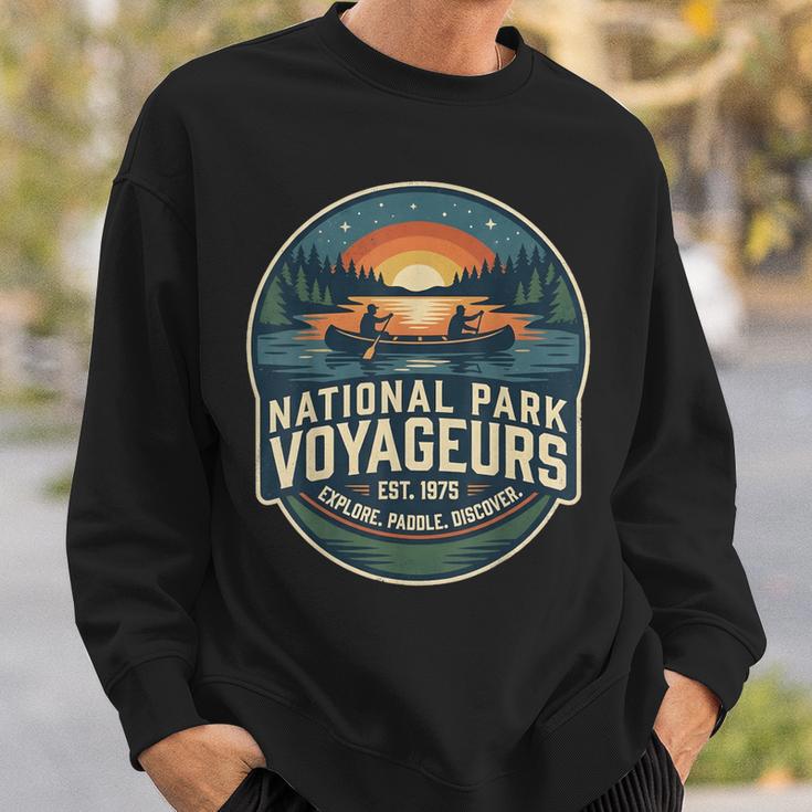National Park Voyageurs Retro Sunset Canoe Paddling Badge Sweatshirt Gifts for Him