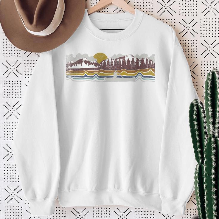 Trendy Canoe Silhouette Colourful Landscape Raglan Baseball Tee Sweatshirt Gifts for Old Women