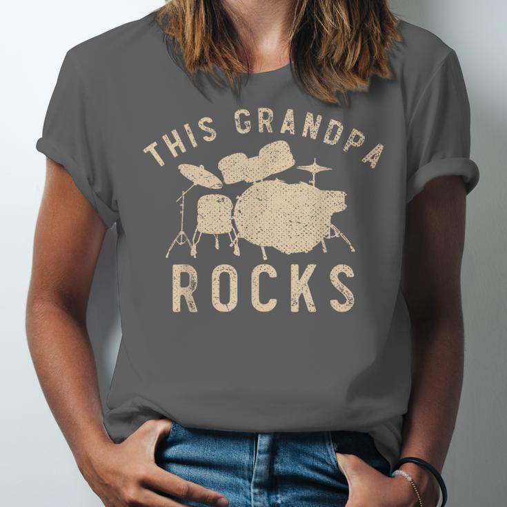 Dieser Opa Rockt Trommzeuger Drummer Musik Drum Kit Unisex Jersey T-Shirt