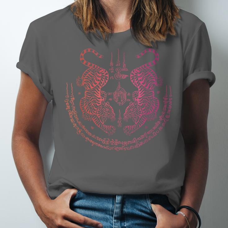 Thai Tattoo Twin Tiger Sak Yant Muay Thai Thailand Graphic Unisex Jersey T-Shirt Thai Tattoo Twin Tiger Sak Yant Muay Thai Thailand Graphic Unisex Jersey T-Shirt