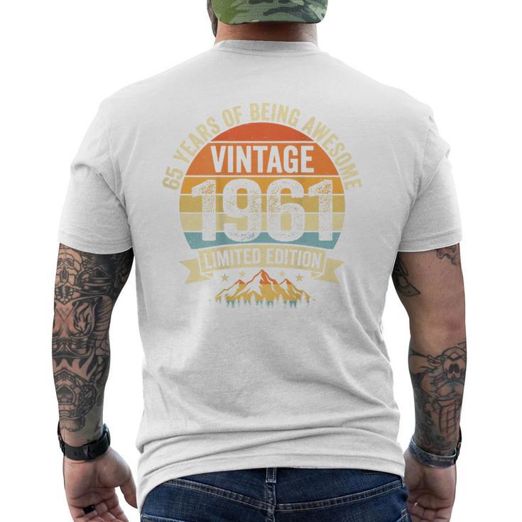 En La Parte Traseraintage 65 Cumpleaños Decoraciones Hombres 65 Años 1961 65 Camiseta Hombre Estampado Espalda
