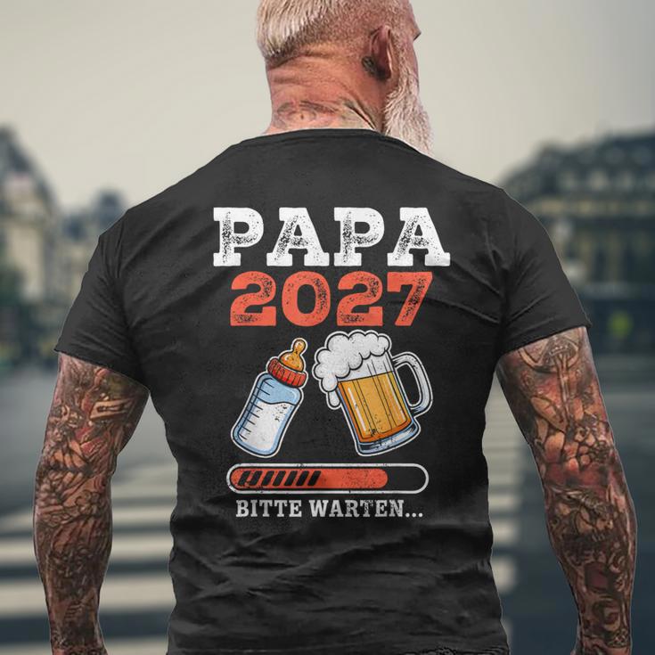 Papa 2027Chwangerschafterkünden Papa 2027 Loading T-Shirt mit Rückendruck Geschenke für alte Männer