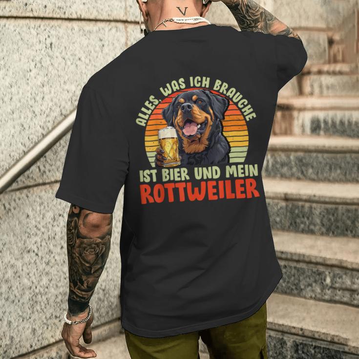 Rottweiler Alles Was Ich Brauche Ist Bier Und Rottweilers T-Shirt mit Rückendruck Geschenke für Ihn