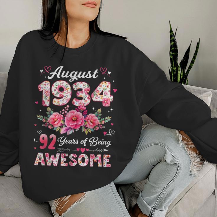 92歳 1934年8月 花柄 92歳 誕生日 男性 女性 レディーススウェットシャツ 彼女への贈り物
