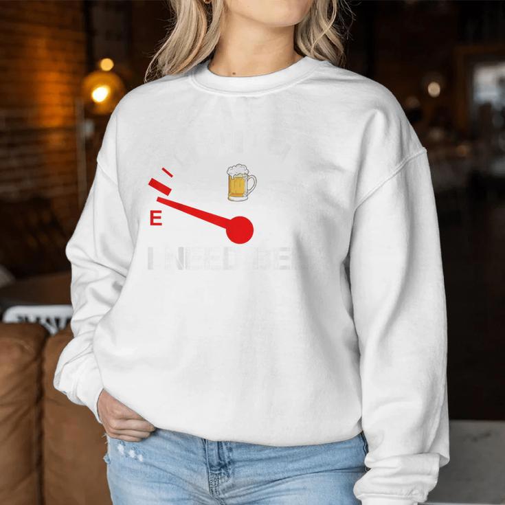 I Need A Beer おもしろ飲料燃料走行距離計 I Need Beer レディーススウェットシャツ 面白い贈り物