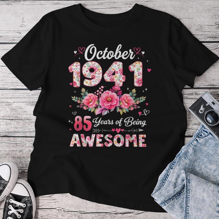 85歳 1941年10月 花柄 85歳 誕生日 男性 女性 レディースTシャツ 面白い贈り物