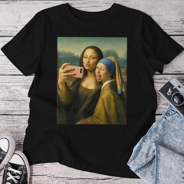 女の子の真珠のイヤリングを持つモナリザの自撮り面白いアート レディースTシャツ 面白い贈り物