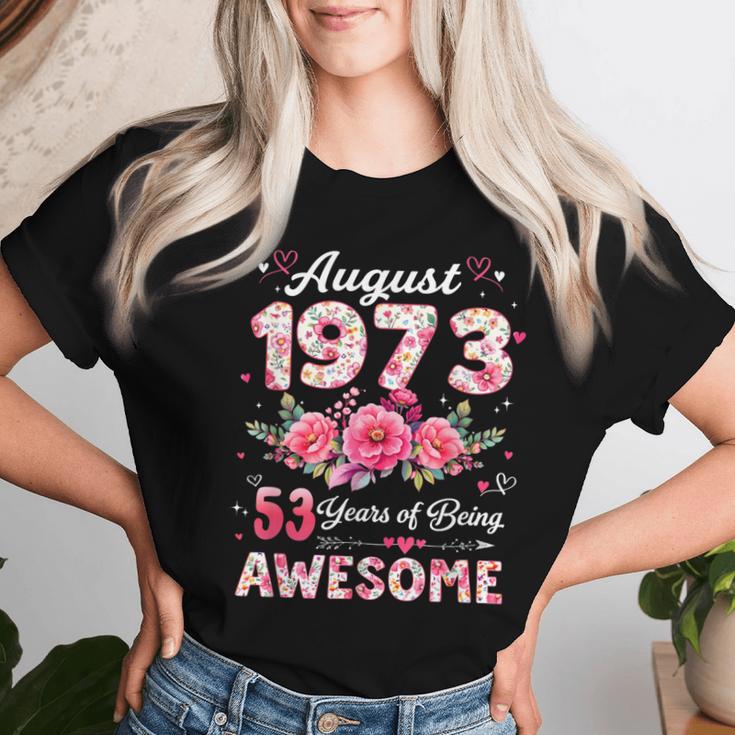 53歳 1973年8月 花柄 53歳 誕生日 男性 女性 レディースTシャツ 彼女への贈り物