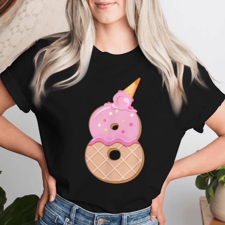 8歳の誕生日、女の子8歳、アイスクリーム、ナンバー8 レディースTシャツ 彼女への贈り物