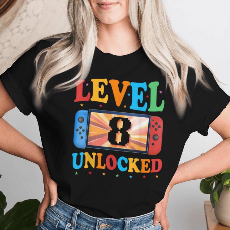 Awesome Level 8 Unlocked 8Th Birthday Boy Girlideo Gamer レディースTシャツ 彼女への贈り物