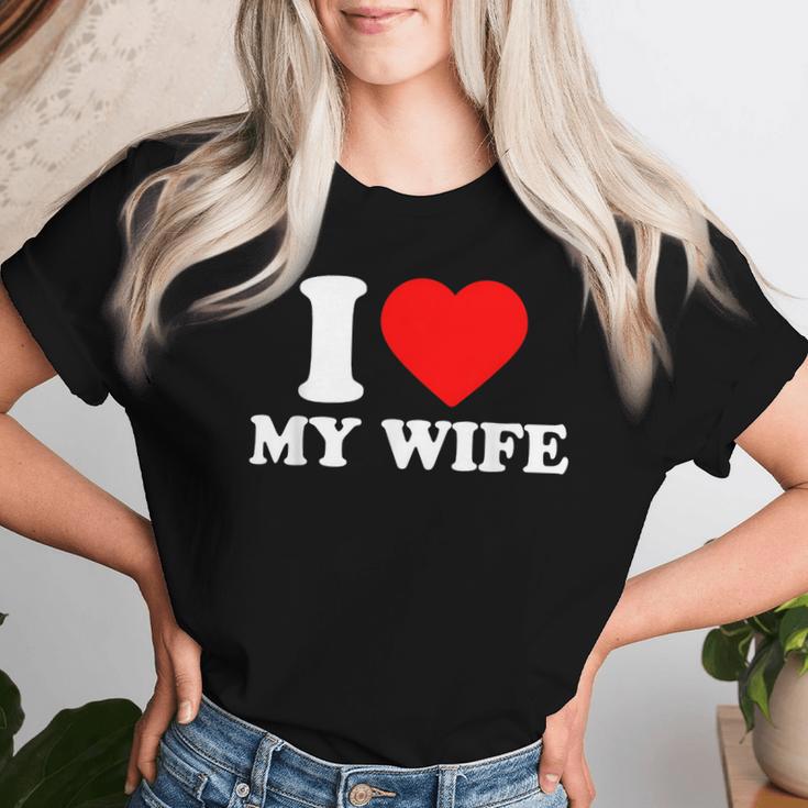 I Love My Wife I Heart My Wifealentines Day レディースTシャツ 彼女への贈り物