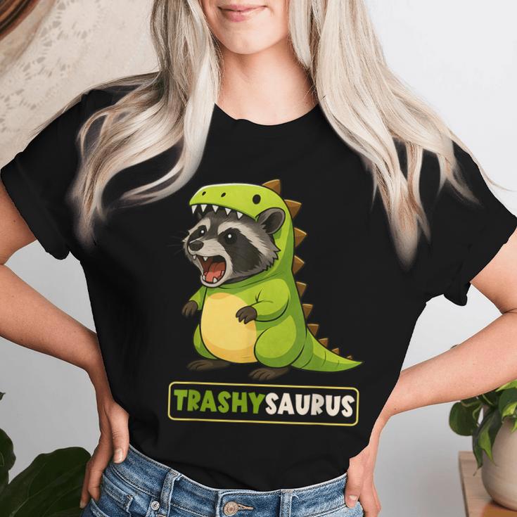 アライグマ 恐竜 コスチューム トレックス トラッシーサウルス 男の子 女の子 キッズ レディースTシャツ 彼女への贈り物