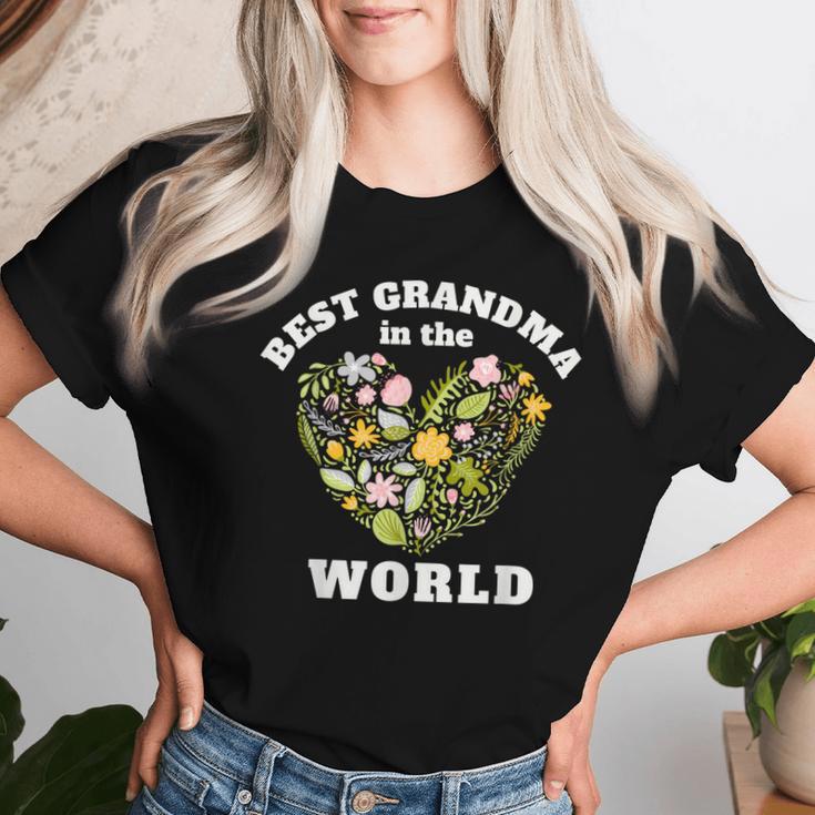 母の日 世界で一番のおばあちゃん グランドマザー レディースTシャツ 彼女への贈り物