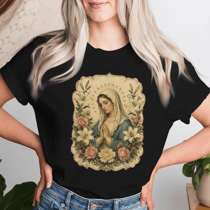 聖母マリアの祈り 花 カトリック 祈り 神聖な芸術 レディースTシャツ 彼女への贈り物