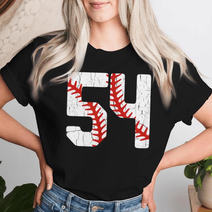 野球選手 ジャージ 番号54 54 Proud Baseball Mom Dad レディースTシャツ 彼女への贈り物