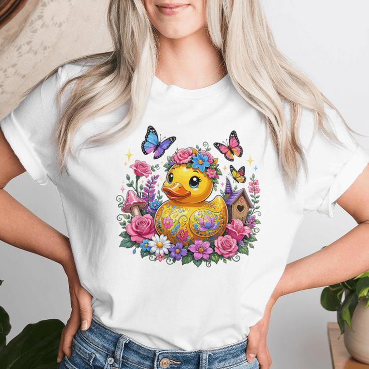 黄色いアヒルのイースター蝶の花のシー レディースTシャツ 彼女への贈り物