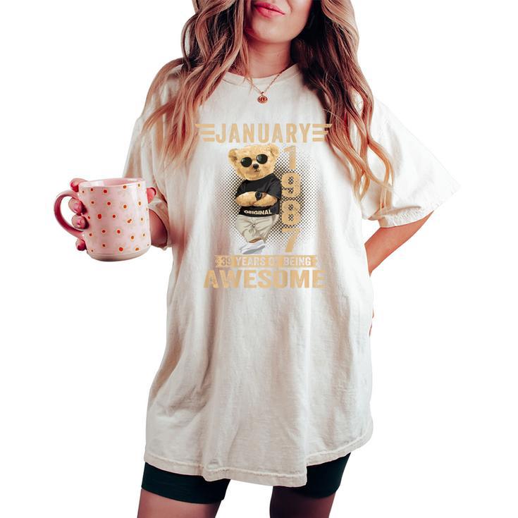 裏面1月39日 誕生日 男性 女性 1987年 テディベア レディースオーバーサイズコンフォートTシャツ