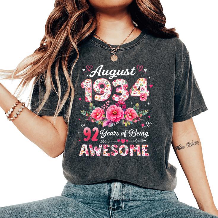 92歳 1934年8月 花柄 92歳 誕生日 男性 女性 レディースオーバーサイズコンフォートTシャツ