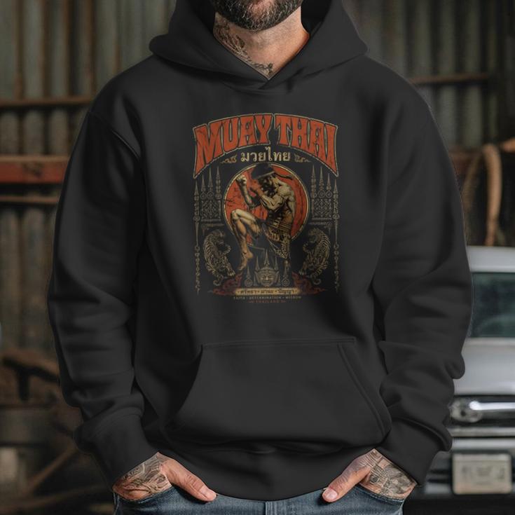 Retro Nak Muay Muay Thai Fighter Thai Boxing Gym Unisex Hoodie Retro Nak Muay Muay Thai Fighter Thai Boxing Gym Unisex Hoodie