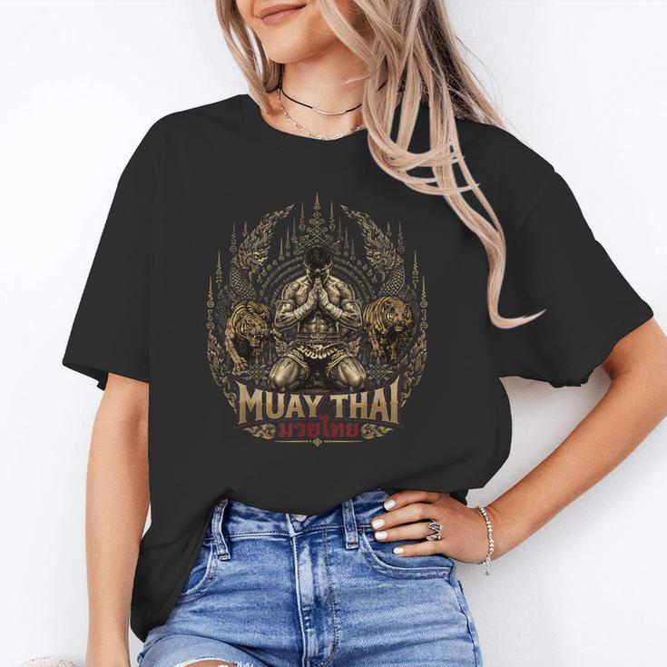 Muay Thai Clinch Vintage Thai Boxing Fighter Art Unisex T-Shirt