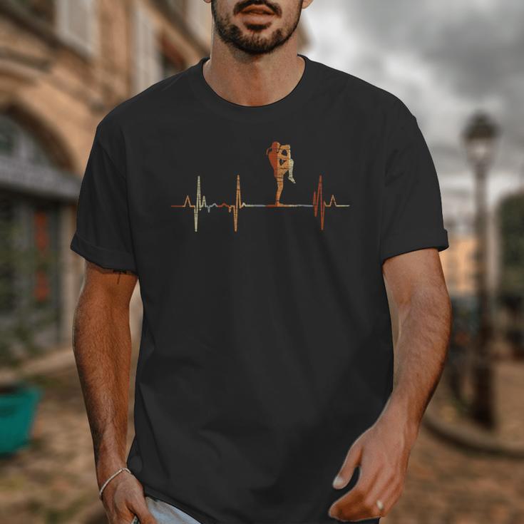 Muay Thai Heartbeat Vintage ECG Cardiogram Retro Unisex T-Shirt