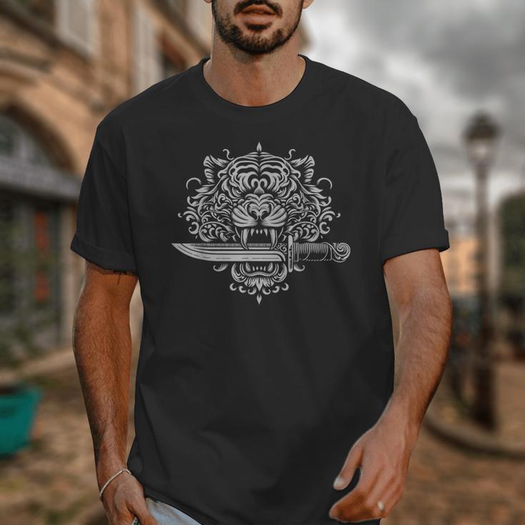 Sak Yant Muay Thai MMA Tattoo Tiger Head Knife Martial Art Unisex T-Shirt Sak Yant Muay Thai MMA Tattoo Tiger Head Knife Martial Art Unisex T-Shirt