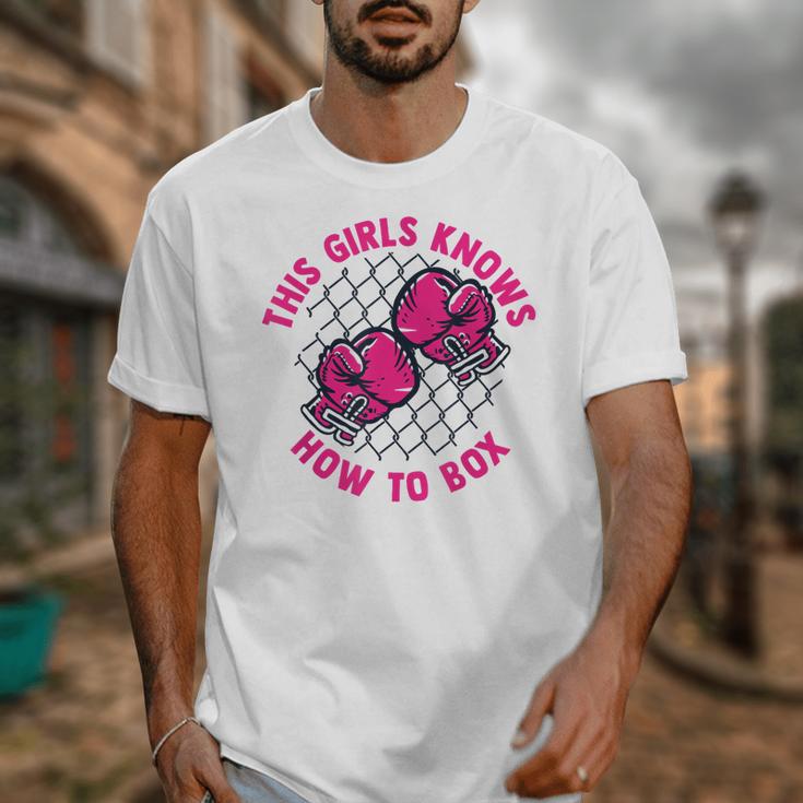 This Girl Knows How To Box Muay Thai Kickboxer Fan Boxing Unisex T-Shirt