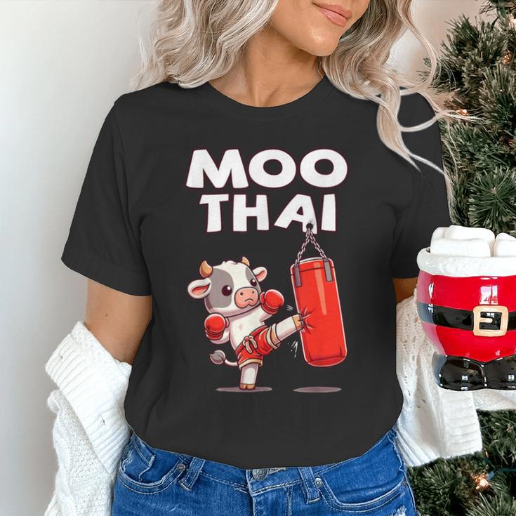 Moo Thai Muay Thai Cow Thai Boxing For Kids Muay Thai Unisex T-Shirt