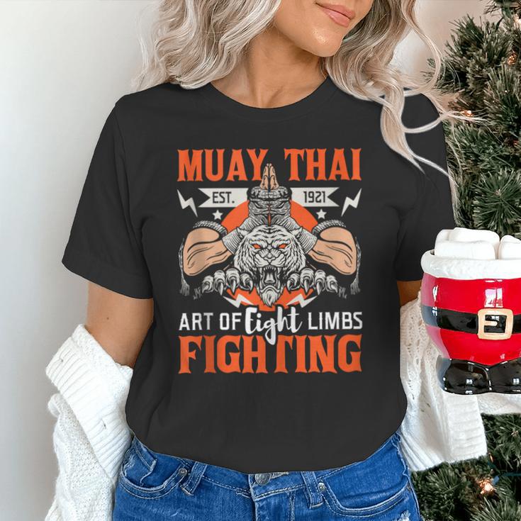 Muay Thai Fighting MMA Thai Boxing Mixed Martial Arts Unisex T-Shirt